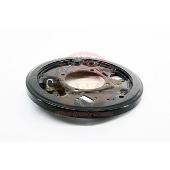   Terrain Tamer Fék szerelő lap hátsó bal oldali dobfékhez Toyota Hilux LN 141 145 146 147 152 RN 90 RZN 142 144 147 148 149 154 YN 57 58 1983->