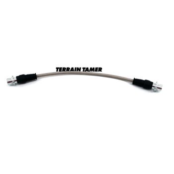   Terrain Tamer Fonott fékcső első középső No. 2 ABS-el szerelt modellekhez (Braided Brake Hose Front Centre No.2 Suits Abs) Toyota Landcruiser HZJ 71 HZJ VDJ 76 78 79 2012->