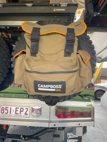 CampBoss Pótkerékre akasztható tároló táska 