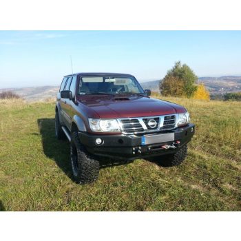   F4x4 Első csörlőtartós acél lökhárító Nissan Patrol Y61
