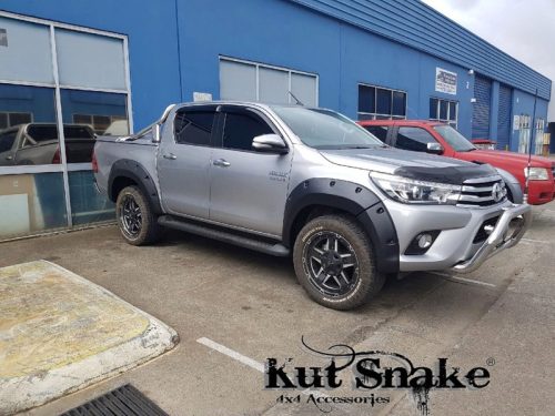 Kut Snake műanyag sárvédő szélesítés Toyota Hilux Revo 2015-2019 75mm