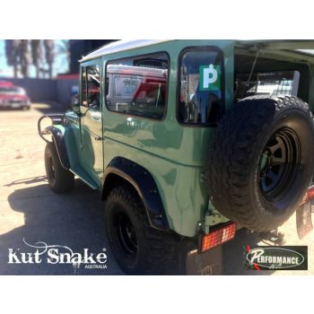   Kut Snake műanyag sárvédő szélesítés Toyota Land Cruiser 40  100mm (Hátsó szett)