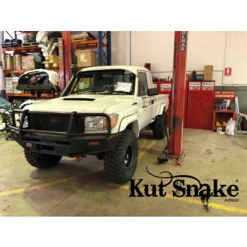   Kut Snake műanyag sárvédő szélesítés Toyota Land Cruiser 79 pick-up szimpla fülke 2007-> 50mm