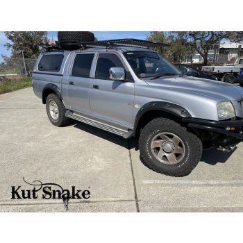   Kut Snake műanyag sárvédő szélesítés Mitsubishi L200 1996-2006 75 mm