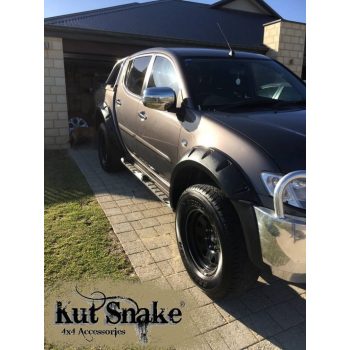   Kut Snake műanyag sárvédő szélesítés Mitsubishi L200 2006-2015 75 mm (Első szett)