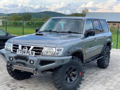 Első lökhárító Nissan Patrol Y61 acél