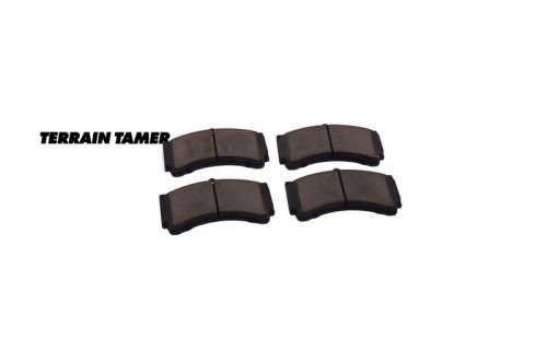 Terrain Tamer Fékbetét első az összes extrém fékhez (Brake Pads Front Suits All Extreme Brake Kits) Ford Rangere PX 2011-> Isuzu D-max 4x4 2012-2020 Mazda BT50 2011-2020 Toyota Hilux GUN 125 126 KUN 26 2005->